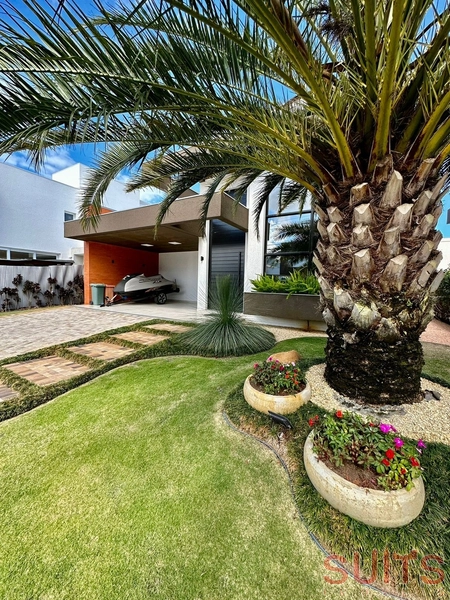 Belíssima casa à venda no condomínio Velas da Marina: 3ª foto da galeria de imagens do imóvel