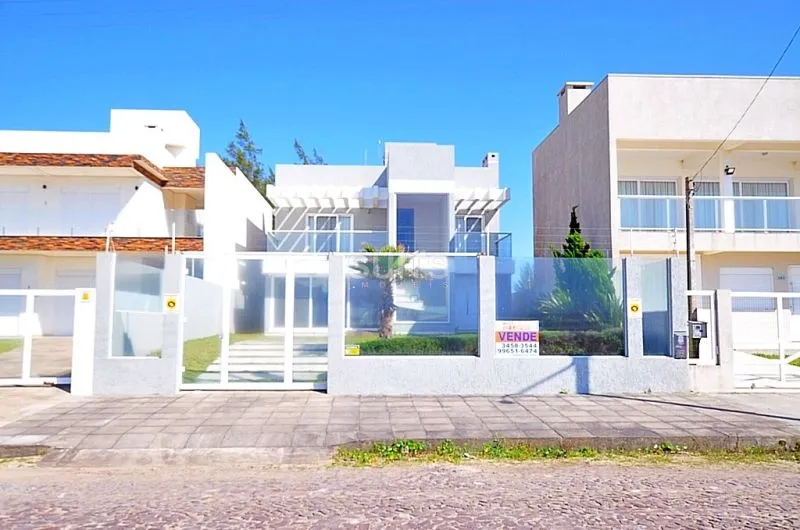 Lindo Sobrado Beira-Mar na Noiva do Mar em Xangri-Lá: 2ª foto da galeria de imagens do imóvel