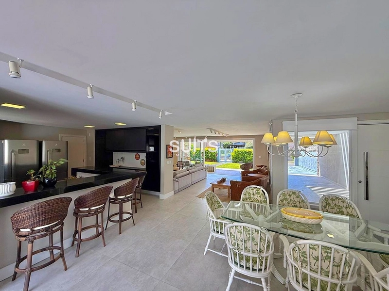 Excelente casa à venda em Atlântida : 8ª foto da galeria de imagens do imóvel