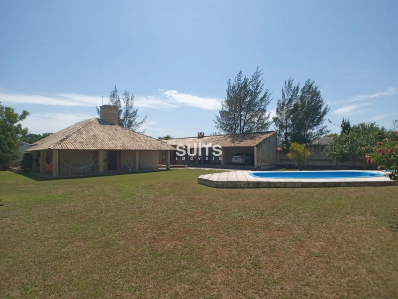 Casa com 3 Terrenos no Arpoador: 1ª foto da galeria de imagens do imóvel