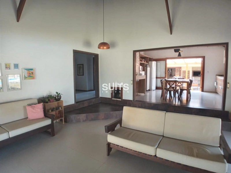 Casa com 3 Terrenos no Arpoador: 8ª foto da galeria de imagens do imóvel