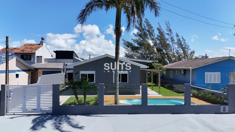 Excelente casa à venda na praia de Maristela em Xangri-lá: 2ª foto da galeria de imagens do imóvel