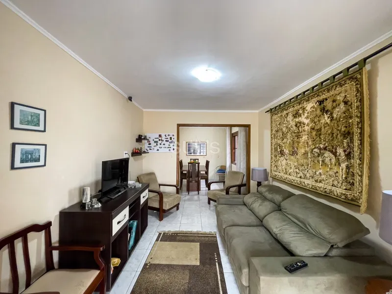 Ótima casa à venda no centro de Xangri-Lá: 3ª foto da galeria de imagens do imóvel