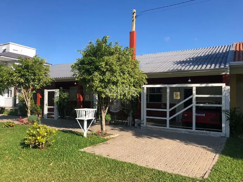 Casa à venda no Centro de Xangri-Lá: 2ª foto da galeria de imagens do imóvel