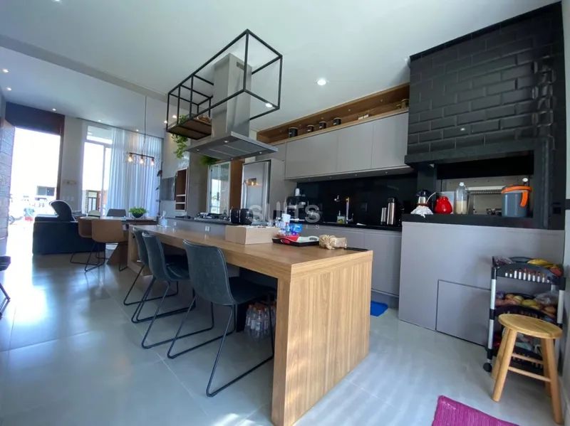 Linda casa à venda no condomínio Blue: 8ª foto da galeria de imagens do imóvel