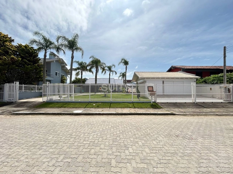 Excelente casa à venda em Atlântida : 5ª foto da galeria de imagens do imóvel