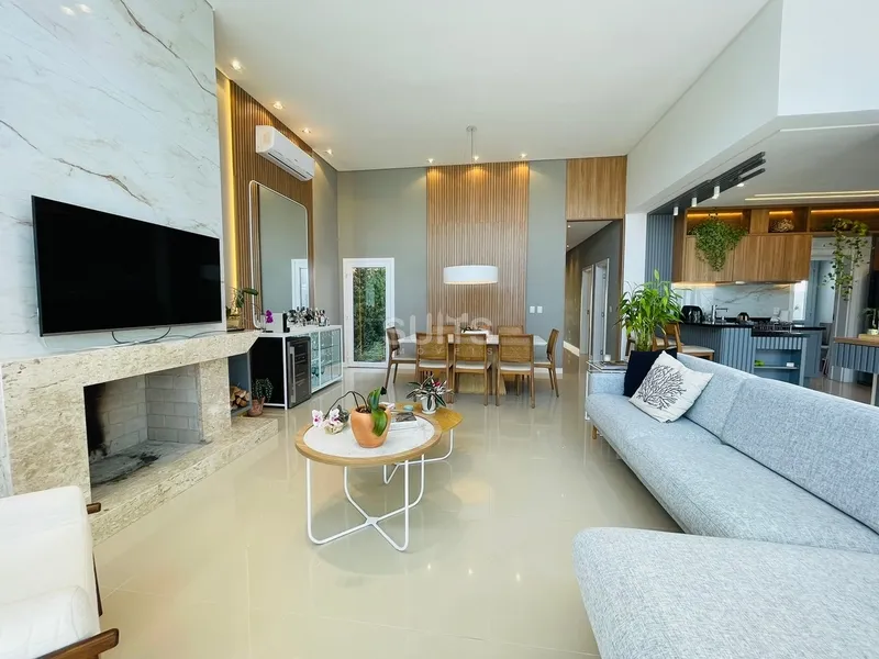 Linda casa à venda no condomínio Blue: 3ª foto da galeria de imagens do imóvel