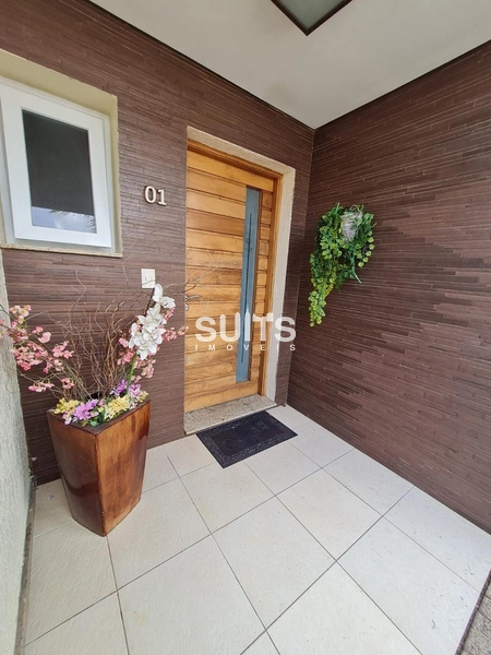 Excelente sobrado no condomínio Solanas em Atlântida: 2ª foto da galeria de imagens do imóvel