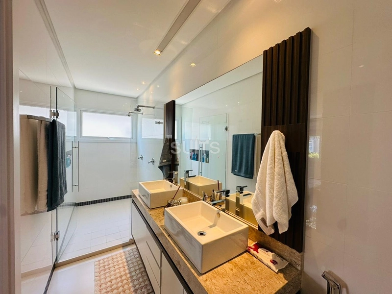 Excelente sobrado beira lago à venda no Malibu : 36ª foto da galeria de imagens do imóvel