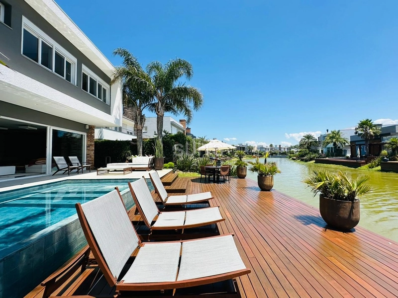 Excelente sobrado beira lago à venda no Malibu : 57ª foto da galeria de imagens do imóvel