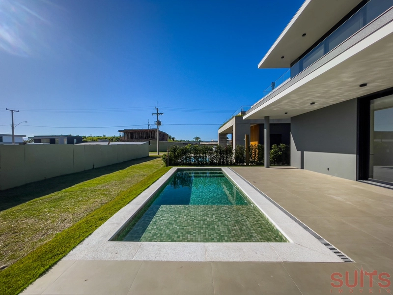 Mansão com projeto arrojado no Condomínio Sense em Xangri-Lá: 7ª foto da galeria de imagens do imóvel