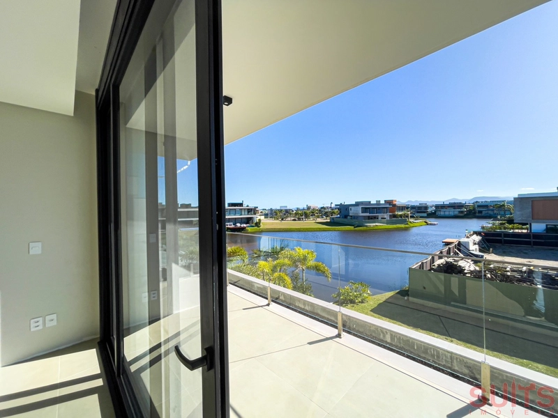 Mansão com projeto arrojado no Condomínio Sense em Xangri-Lá: 19ª foto da galeria de imagens do imóvel