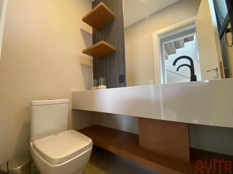 Magnífico sobrado beira lago no condomínio Enseada: 18ª foto da galeria de imagens do imóvel