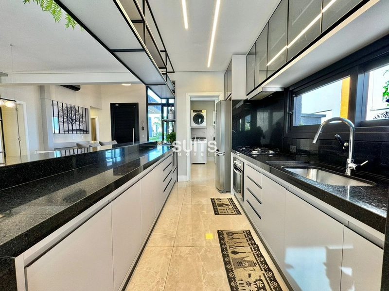 casa térrea à  venda finamete mobiliada  decorada no condomínio Dubai: 16ª foto da galeria de imagens do imóvel