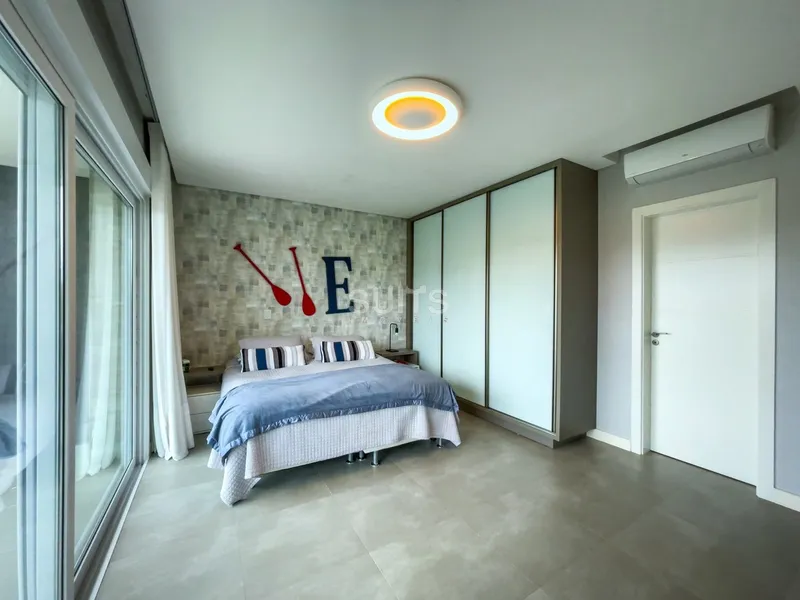 Incrível sobrado beira lago no condomínio Malibu: 32ª foto da galeria de imagens do imóvel