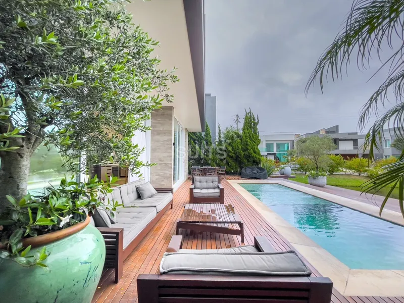 Incrível sobrado beira lago no condomínio Malibu: 20ª foto da galeria de imagens do imóvel