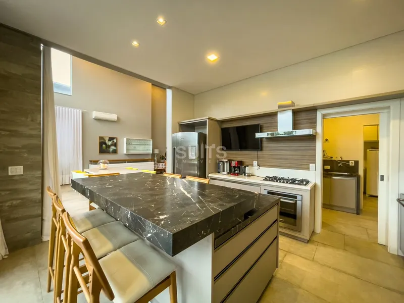 Incrível sobrado beira lago no condomínio Malibu: 14ª foto da galeria de imagens do imóvel