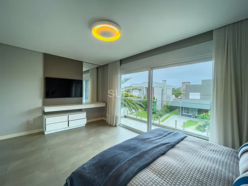 Incrível sobrado beira lago no condomínio Malibu: 34ª foto da galeria de imagens do imóvel