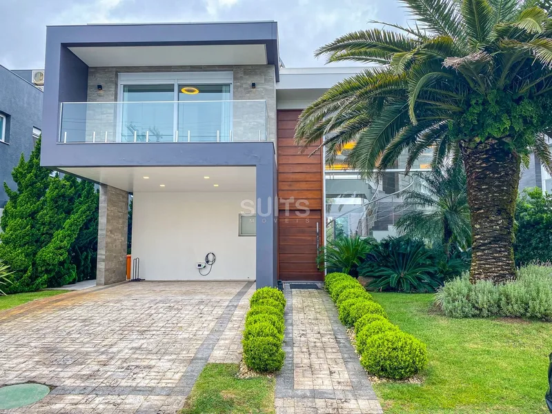 Incrível sobrado beira lago no condomínio Malibu: 3ª foto da galeria de imagens do imóvel