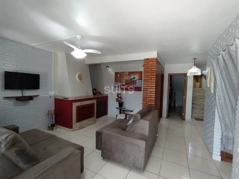 Incrível Sobrado 01 quadra do Mar em Atlântida Sul: 8ª foto da galeria de imagens do imóvel