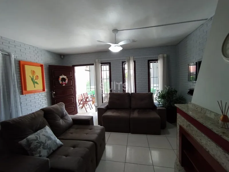 Incrível Sobrado 01 quadra do Mar em Atlântida Sul: 7ª foto da galeria de imagens do imóvel