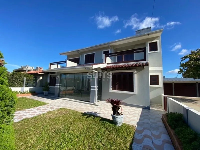 Incrível Sobrado 01 quadra do Mar em Atlântida Sul: 4ª foto da galeria de imagens do imóvel