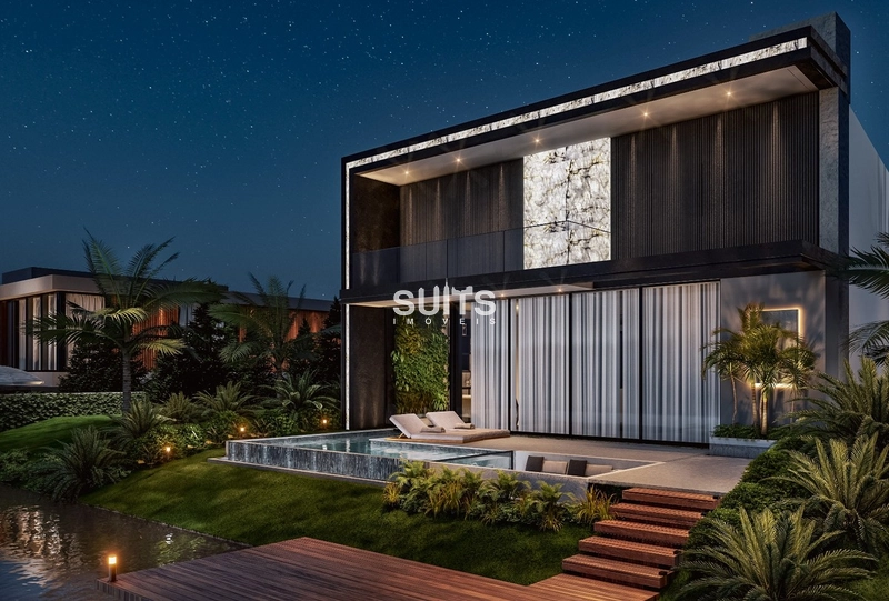 Linda Casa à venda no condomínio Allure Beach Condo: 1ª foto da galeria de imagens do imóvel