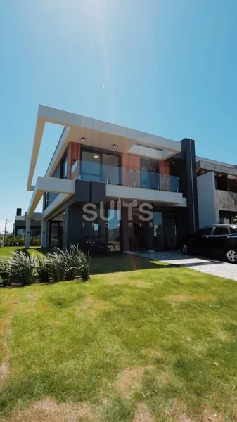 Sobrado com localização privilegiada no condomínio Blue: 5ª foto da galeria de imagens do imóvel