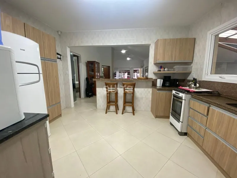 Excelente casa à venda no Centro de Xangri-lá: 13ª foto da galeria de imagens do imóvel