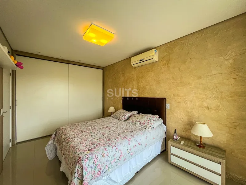 Excelente sobrado beira lago no Condomínio Enseada: 35ª foto da galeria de imagens do imóvel