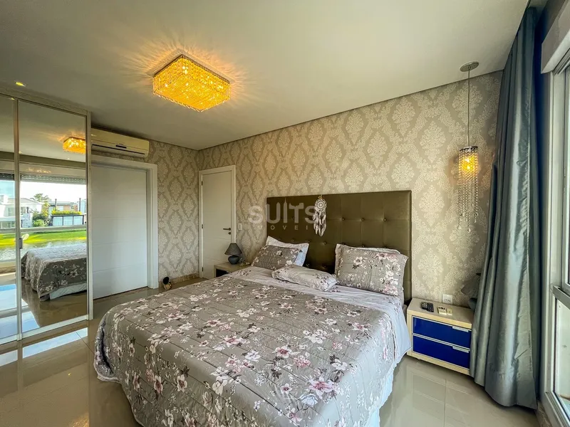 Excelente sobrado beira lago no Condomínio Enseada: 41ª foto da galeria de imagens do imóvel