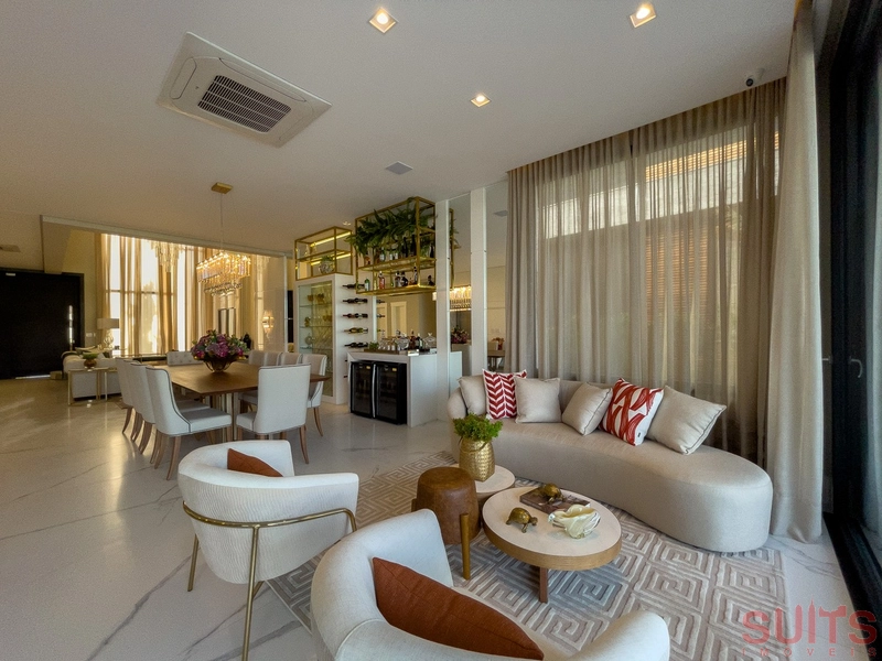 Belíssima mansão Neoclássica beira lago no condomínio Sense: 24ª foto da galeria de imagens do imóvel