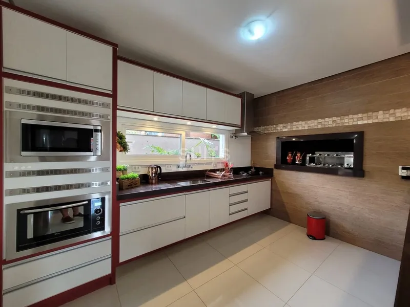 Excelente casa de esquina na praia de Atlântida: 27ª foto da galeria de imagens do imóvel