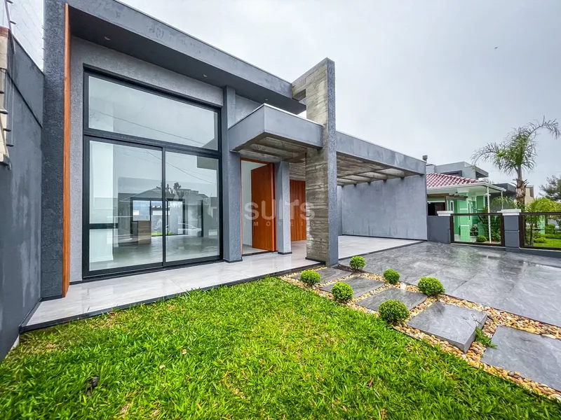 Excelente casa de Alto Padrão na praia de Atlântida Sul: 1ª foto da galeria de imagens do imóvel