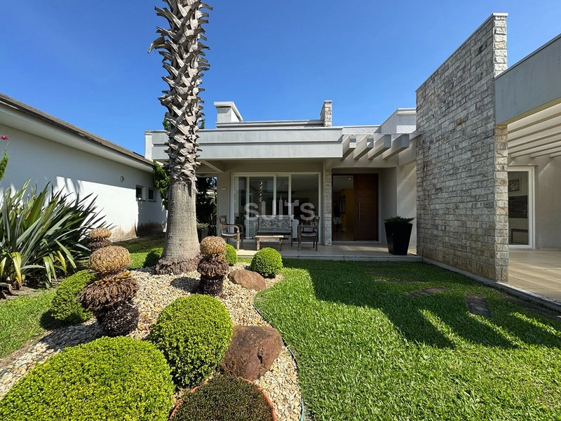 Linda casa fundos área verde no Condomínio Ventura em Xangri-Lá: 2ª foto da galeria de imagens do imóvel