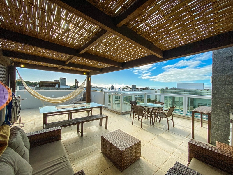 Cobertura mobiliada e decorada no condomínio Rossi Atlântida: 36ª foto da galeria de imagens do imóvel