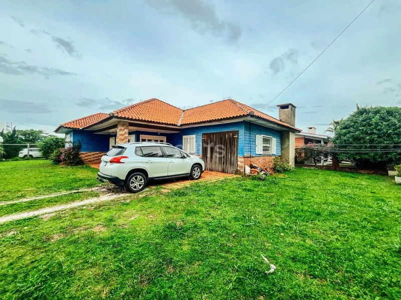 Excelente casa à venda em Atlântida: 2ª foto da galeria de imagens do imóvel