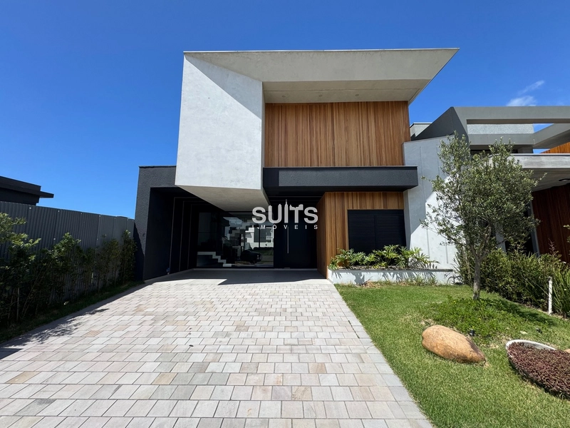 Sobrado padrão AAA no condomínio Sunset em Xangri-Lá: 2ª foto da galeria de imagens do imóvel