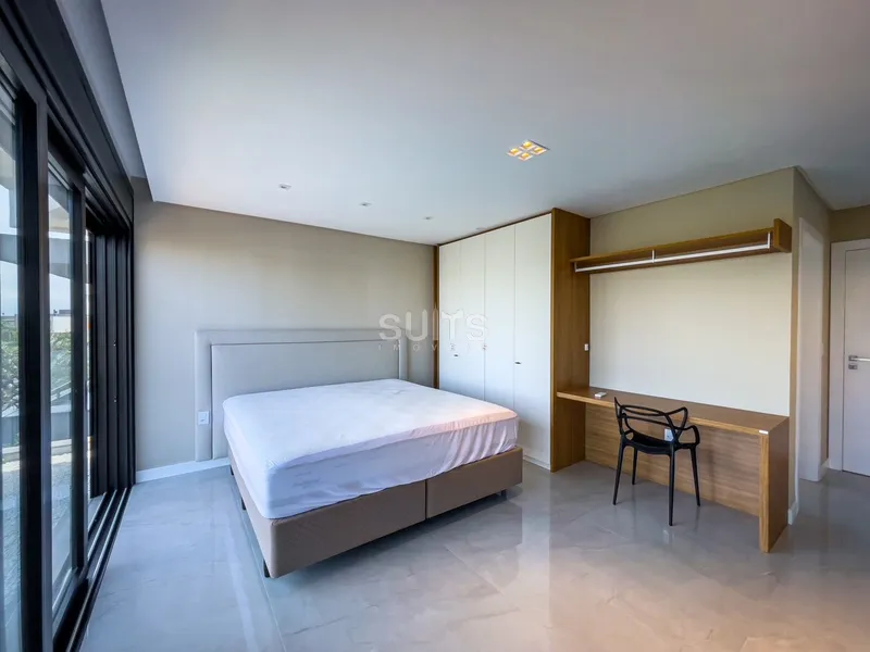 Um incrível sobrado beira lago localizado no condomínio Malibu: 41ª foto da galeria de imagens do imóvel