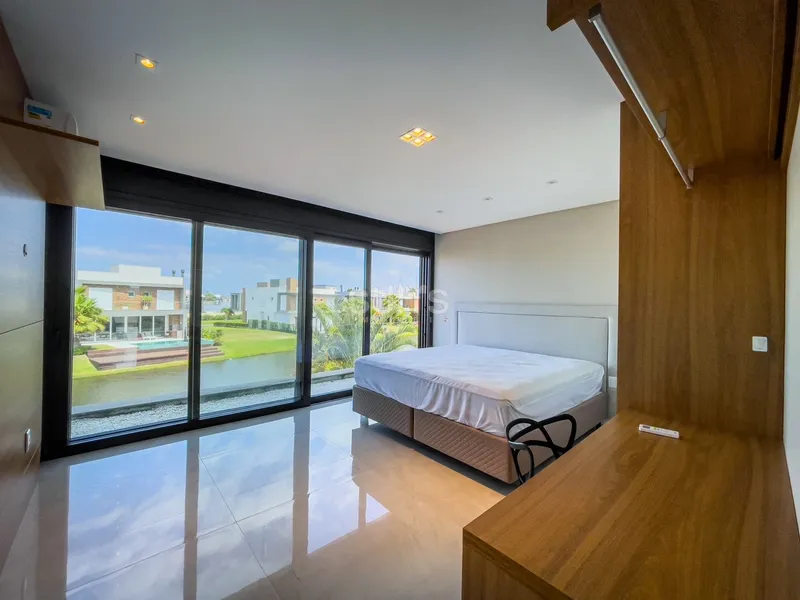 Um incrível sobrado beira lago localizado no condomínio Malibu: 40ª foto da galeria de imagens do imóvel