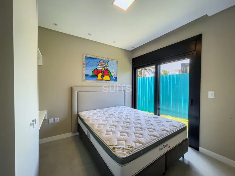 Um incrível sobrado beira lago localizado no condomínio Malibu: 26ª foto da galeria de imagens do imóvel