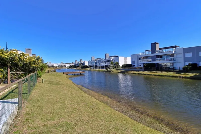 Lindo apartamento giardino beira lago no condomínio Rossi: 19ª foto da galeria de imagens do imóvel