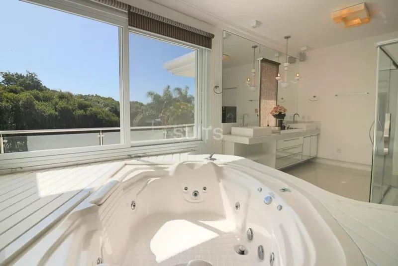 Mansão com 02 terrenos à venda no condomínio Bosques de Atlântida: 29ª foto da galeria de imagens do imóvel