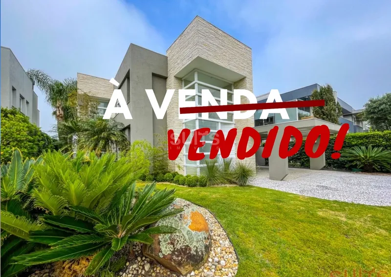 Belo sobrado no condomínio Bosques de Atlântida: 1ª foto da galeria de imagens do imóvel