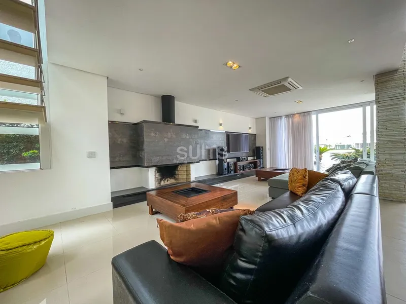 Belo sobrado no condomínio Bosques de Atlântida: 15ª foto da galeria de imagens do imóvel