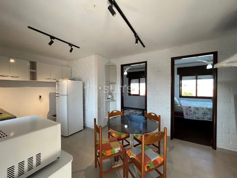 Apartamento à venda a poucas quadras do mar em Rainha do Mar: 3ª foto da galeria de imagens do imóvel