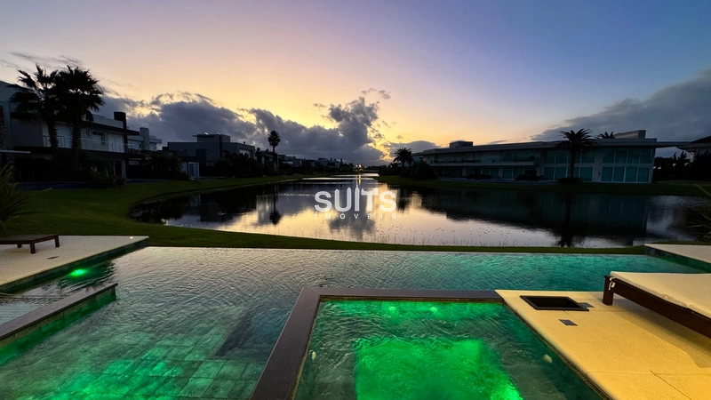 Excelente sobrado à venda no condomínio Enseada: 60ª foto da galeria de imagens do imóvel