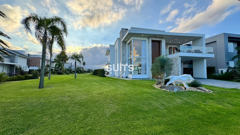 Excelente sobrado à venda no condomínio Enseada: 59ª foto da galeria de imagens do imóvel