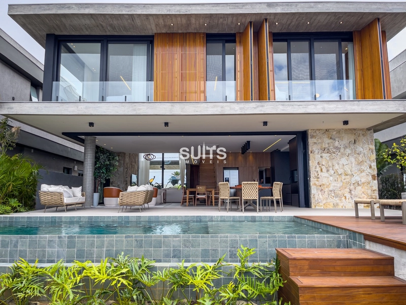 Mansão nas margens do lago no condomínio Sense: 40ª foto da galeria de imagens do imóvel