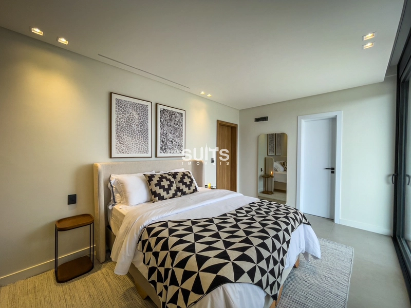 Mansão nas margens do lago no condomínio Sense: 57ª foto da galeria de imagens do imóvel